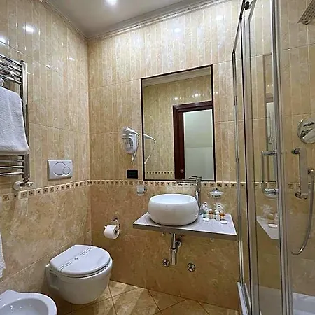 Hotel Glam Luxury 3*